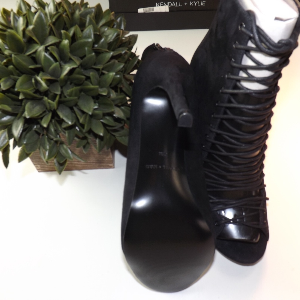 Kendall & Kylie Ginny Black Suede LaceUp Heels New - Picture 7 of 7